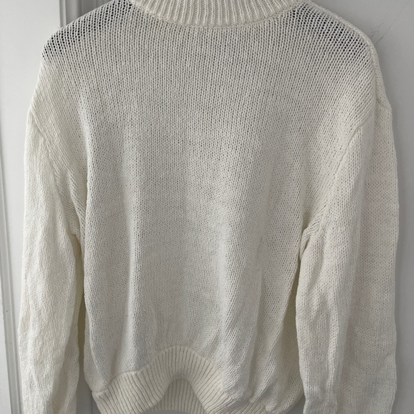 Aerie crème sweater, medium, cozy - Picture 2 of 3